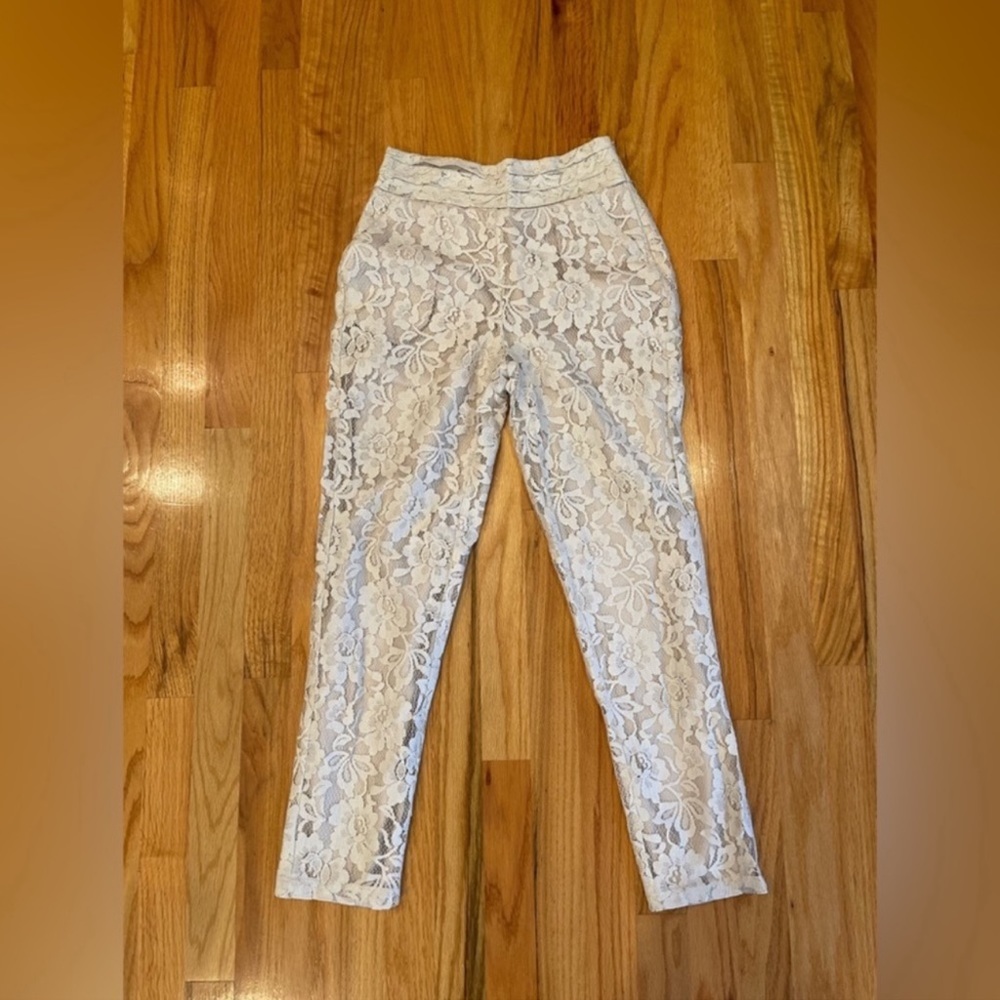 Kimchi Blue tan floral lace dress pants